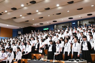 R2.jpg